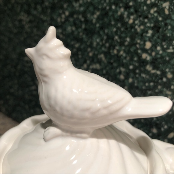 COPY - Harry & David white tea pot with cardinal on top. - Picture 2 of 7